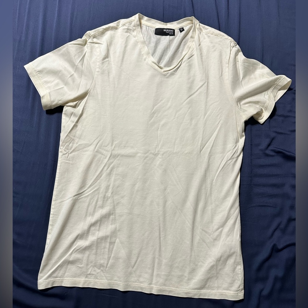Murano v-neck liquid luxury tee shirt. White. Medium slim fit
